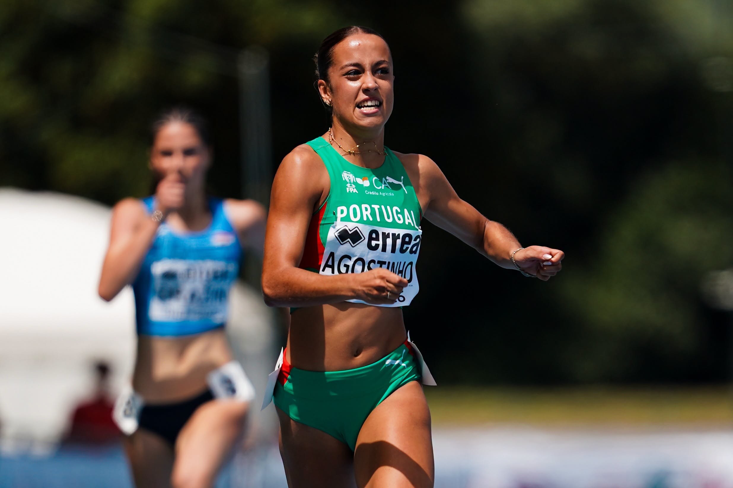 laura agostinho 200 metros.jpg